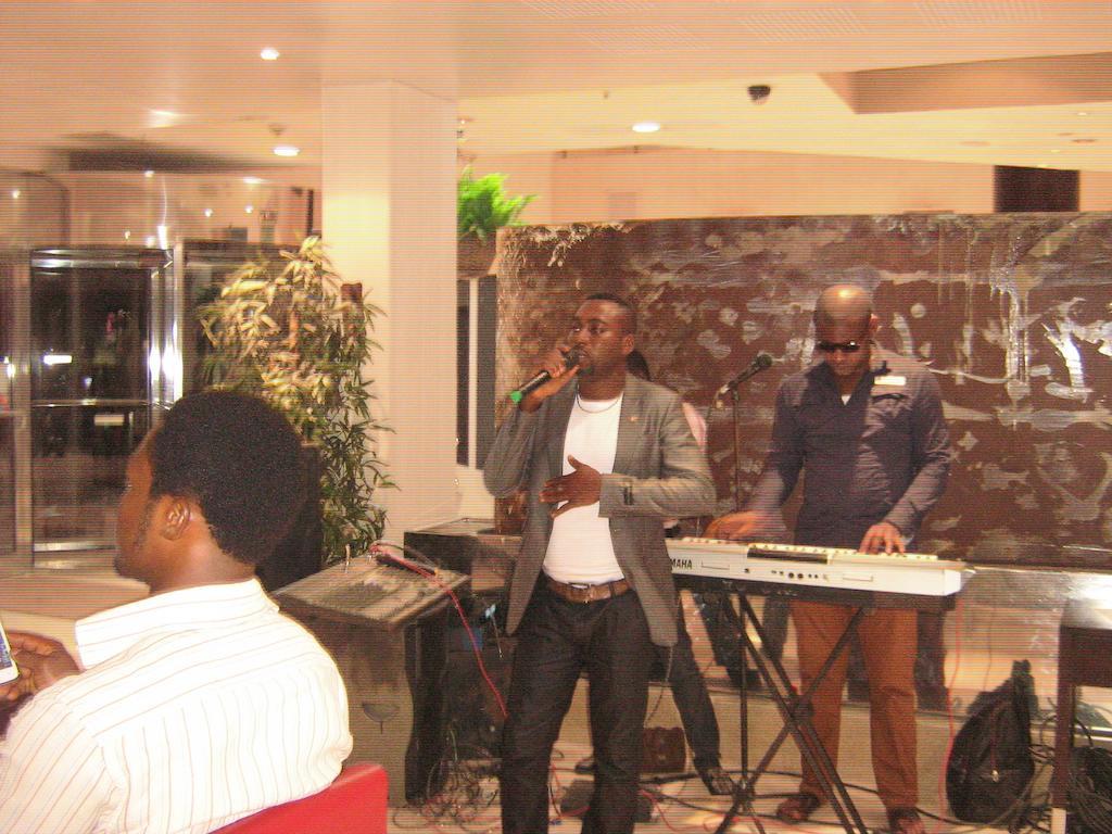 Denis Hotel Abuja Mobushipe Zewnętrze zdjęcie