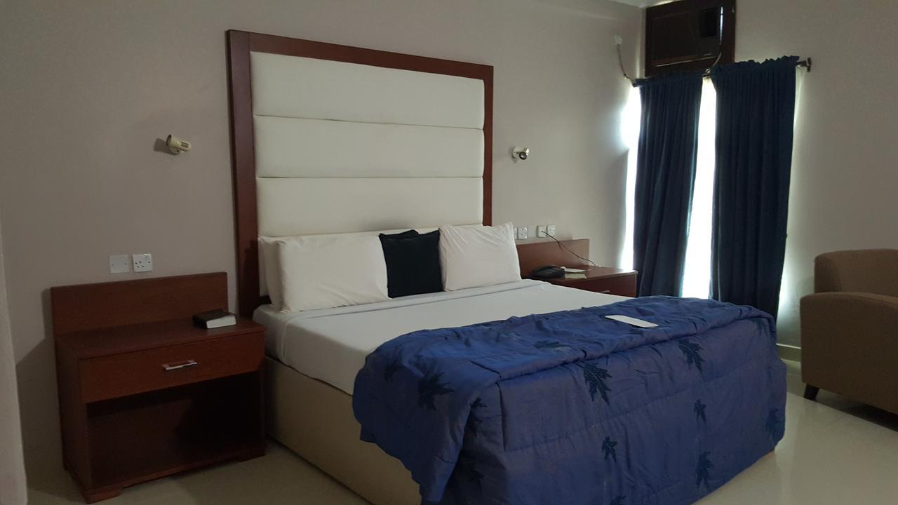 Denis Hotel Abuja Mobushipe Zewnętrze zdjęcie