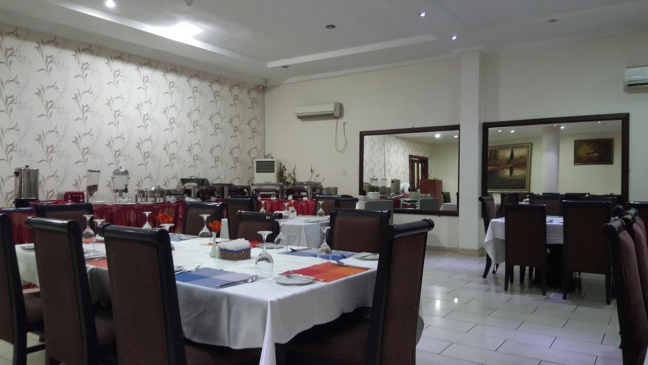 Denis Hotel Abuja Mobushipe Zewnętrze zdjęcie