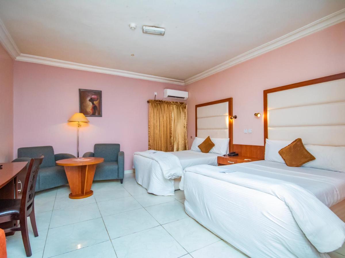 Denis Hotel Abuja Mobushipe Zewnętrze zdjęcie